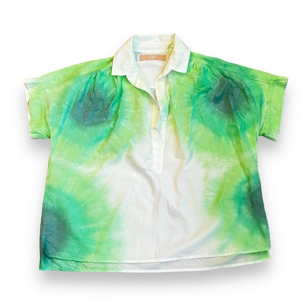 CALI Dreaming Motley Blouse Tie Dye Short Sleeve popover White Green Boxy XS